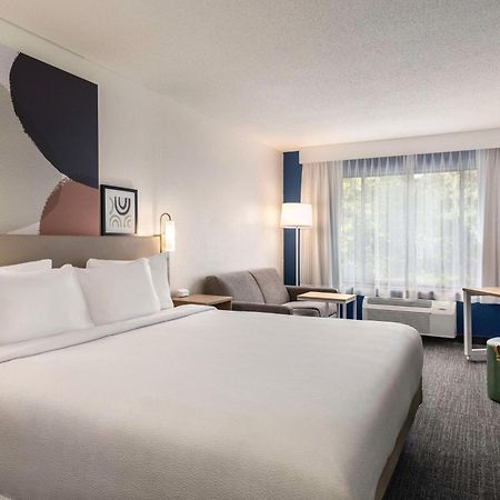 Spark By Hilton Mystic Groton Екстер'єр фото