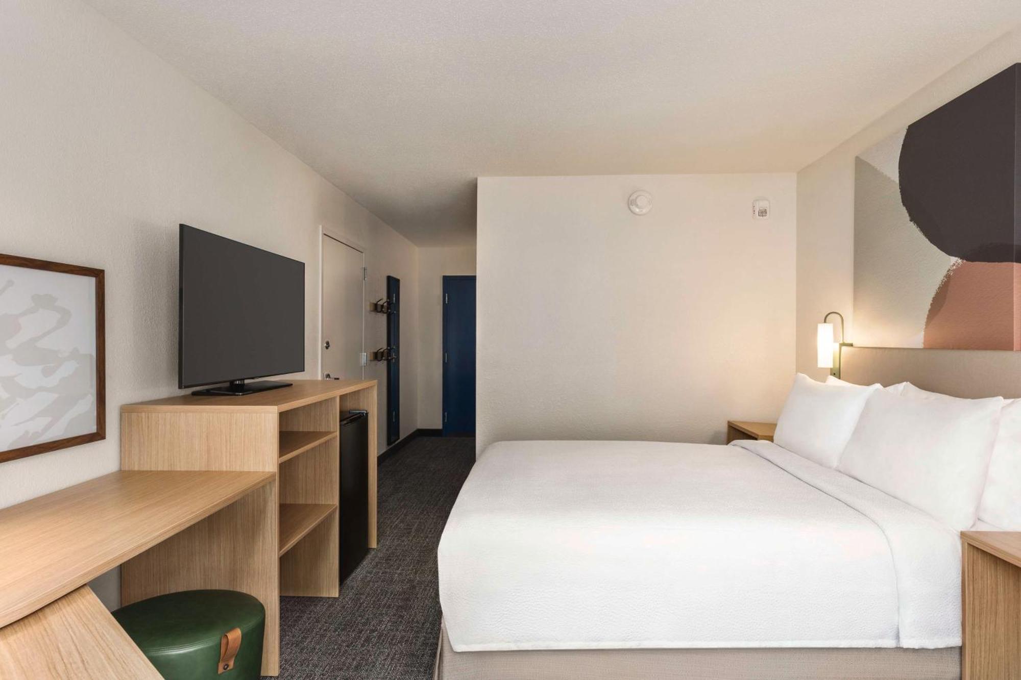 Spark By Hilton Mystic Groton Екстер'єр фото